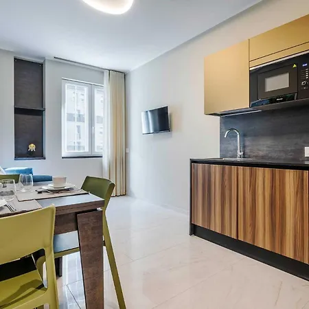 Velasca Tower Apartment Mailand