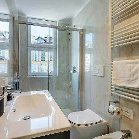 Velasca Tower Apartment Mailand